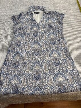 Harper Blue Paisley V-Neck Women’s Dress size medium